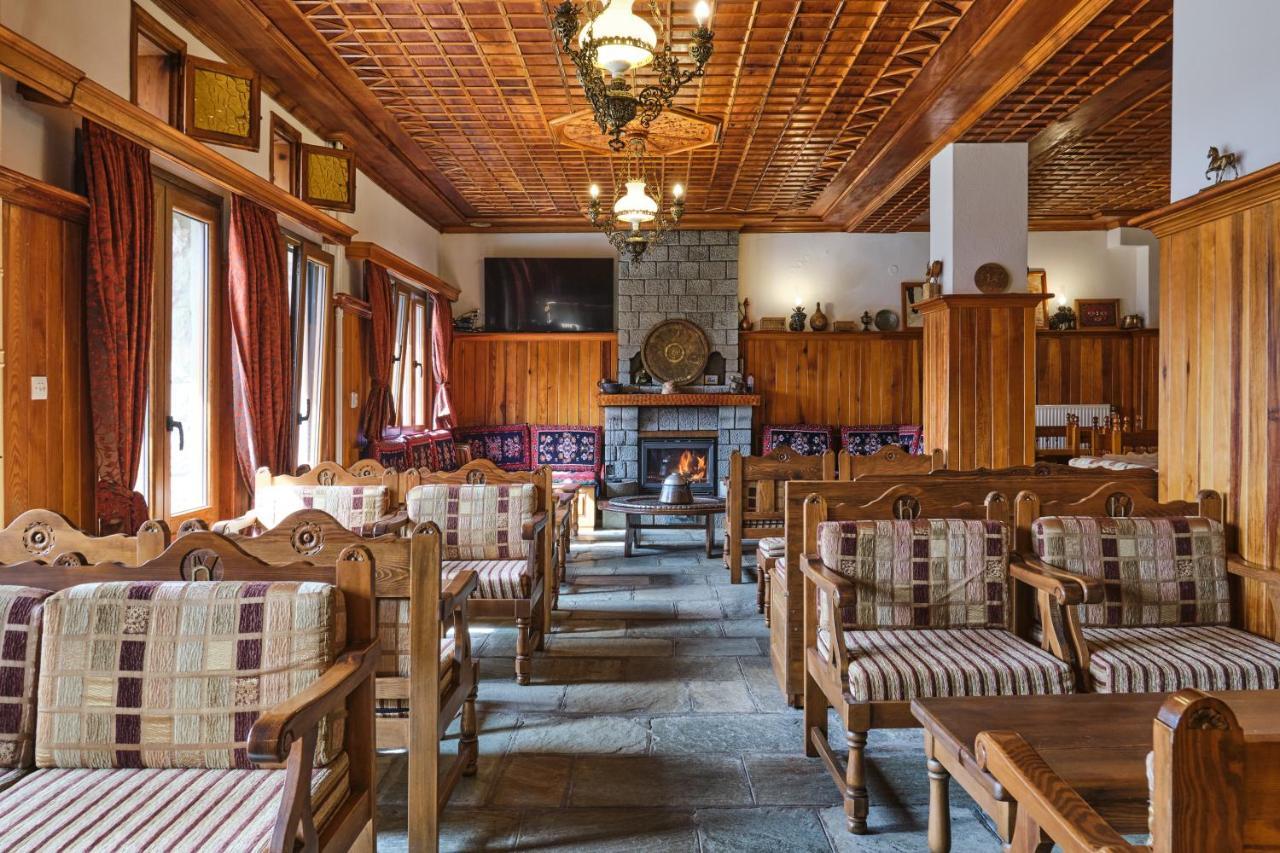 Hotel Victoria Мецово Екстериор снимка